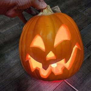 HallowScream foam spooky Jack-o-lantern. Light up Halloween decoration vintage